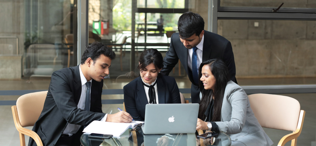 Top 10 MBA Colleges in India: Fees, Placements, Admission & Rankings 2 MBA colleges